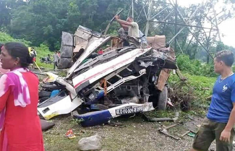 बारा बस दुर्घटना अपडेट : नौ जनाको सनाखत